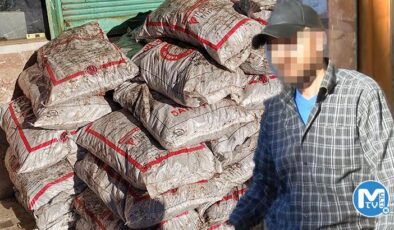 Skandal görüntü! Yardım kömürlerini satarken yakalandı