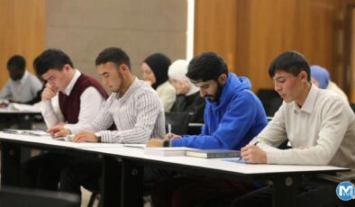 TDV uluslararası burs programlarına başvurular 15 Ocak’ta başlayacak