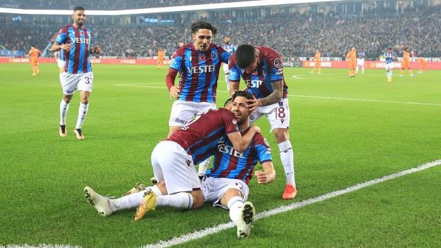 Trabzonspor rakiplerine geçit vermiyor