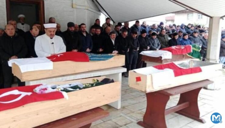 Bir aile yok oldu, tabutları yan yana dizildi