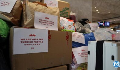 Çinli iş kadını depremzedeler için 15 bin dolar yardım topladı