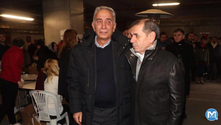 Galatasaray Başkanı Dursun Özbek: ‘İlk başta 100 konteyner göndereceğiz’
