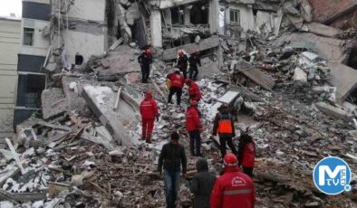 Kolombiya depremzedelere destek için Türkiye’ye 20 kişilik uzman ekip gönderdi
