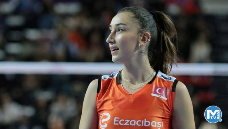 Milli voleybolcu Hande Baladın’dan Eczacıbaşı’yla yeni sözleşme
