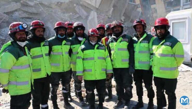 Pakistanlı arama kurtarma şefi: Acılarınız acımızdır