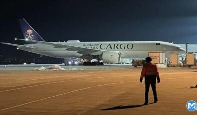 Suudi Arabistan Türkiye’ye 90 ton yardım taşıyan uçak gönderdi