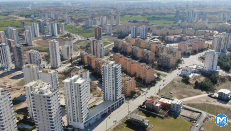 TOKİ’de çizik bile yok, yanı başındaki binalar ağır hasarlı