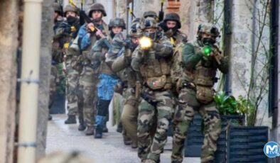 Fransa’da şehrin göbeğinde askeri tatbikat