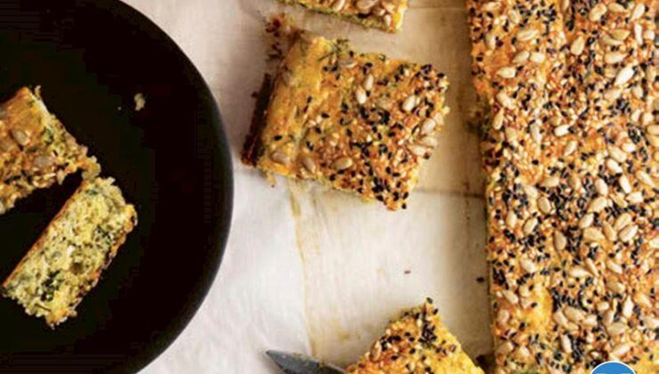 Mısır unlu ısırgan otu keki