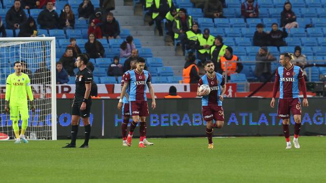 Trabzonspor şampiyon olduğu geçen sezonu arıyor