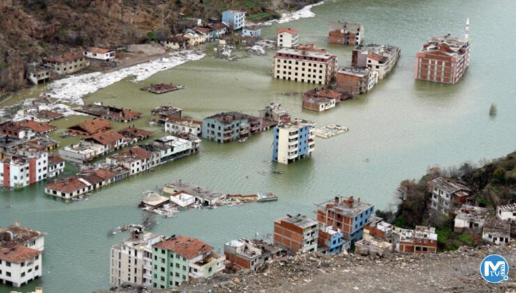 Yusufeli’nde sular yükseldi
