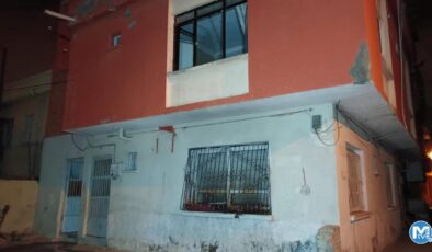 2 aylık bebeğin ölü bulunduğu ev kundaklandı!