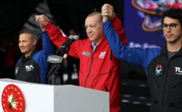 TEKNOFEST’te Türkiye’nin uzay yolcularını açıkladı.