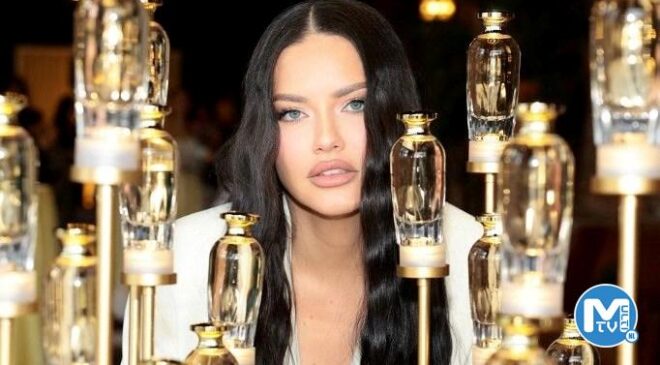 Adriana Lima yıllar sonra yeniden Victoria’s Secret etkinliğinde