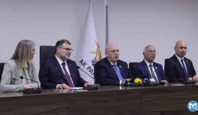 Azerbaycan heyetinden AK Parti İzmir çıkarması