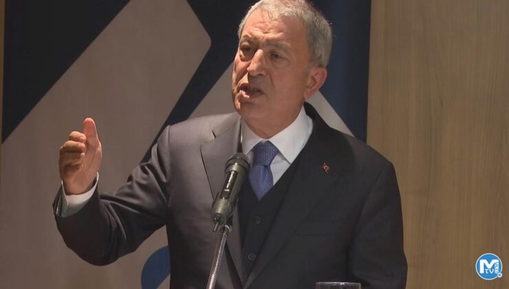 Bakan Akar’dan muhalefete ‘terör’ tepkisi: O siyasiler kiminle ittifak yapıyor?