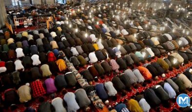 Bayram namazı nasıl kılınır? Bayram namazı kaç rekat, niyeti nasıl edilir? (2023 Diyanet bayram namazı kılınışı)