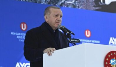 Erdoğan: Parti ismini değiştirip yeni isimle ortaya çıktılar