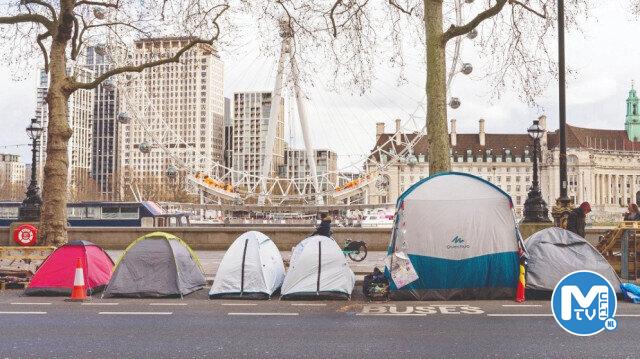 İngiltere’de evsizler avlanıyor