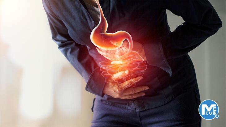 Limonlu su, salatalık suyu, nane çayı! Mide gazına savaş açarak hızlıca rahatlatıyor