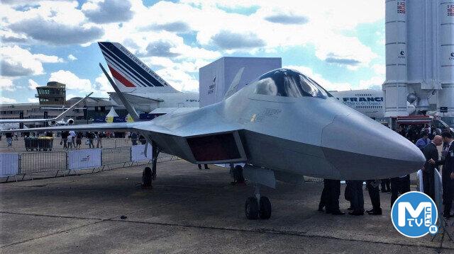 Milli jetlere milli ekran