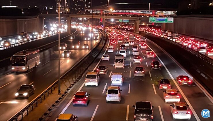 Otoyollarda dönüş yoğunluğu