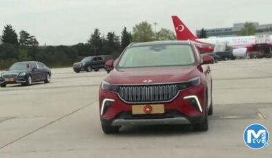 Son dakika… Cumhurbaşkanı Erdoğan ve Aliyev TEKNOFEST’e Togg ile geldi