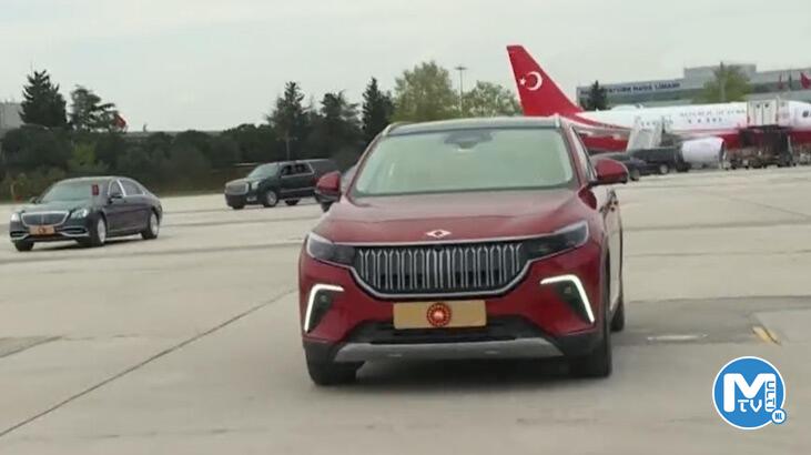 Son dakika… Cumhurbaşkanı Erdoğan ve Aliyev TEKNOFEST’e Togg ile geldi