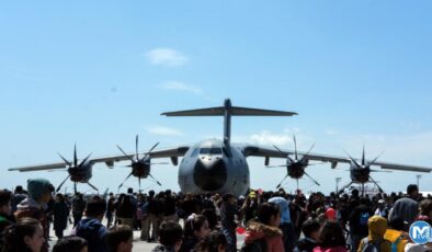 TEKNOFEST ikinci gününde binlerce ziyaretçiyi ağırlıyor