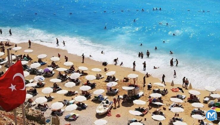 Turizmden 2028 yılında 100 milyar dolarlık gelir hedefi