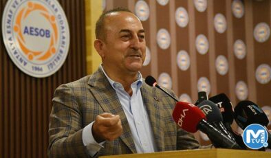 Bakan Çavuşoğlu: ‘Erdoğan gitsin’ diyenlerin pabucunu kaç seçimdir dama atıyoruz