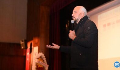 Mete Yarar: İstanbul mitingi aslında emperyalizme bir başkaldırı