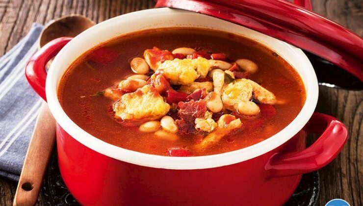 Tahinli Ve Tavuklu Kuru Fasulye