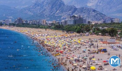 Türkiye Nisan ayında 3,3 milyon turist ağırladı