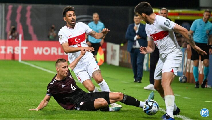 “Acı çekerek kazandık”  (Spor yazarlarından Letonya-Türkiye yorumları)