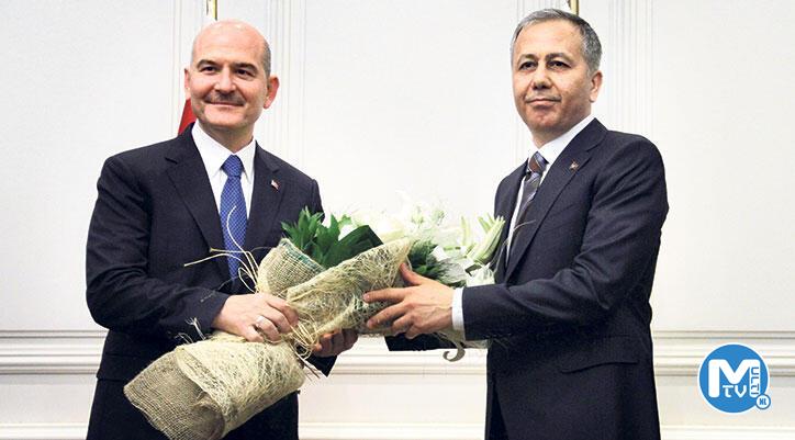 Bakanlıklarda devir teslimler