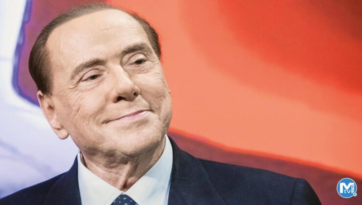 İtalya’da bir devrin sonu! Skandalların ismi Berlusconi öldü