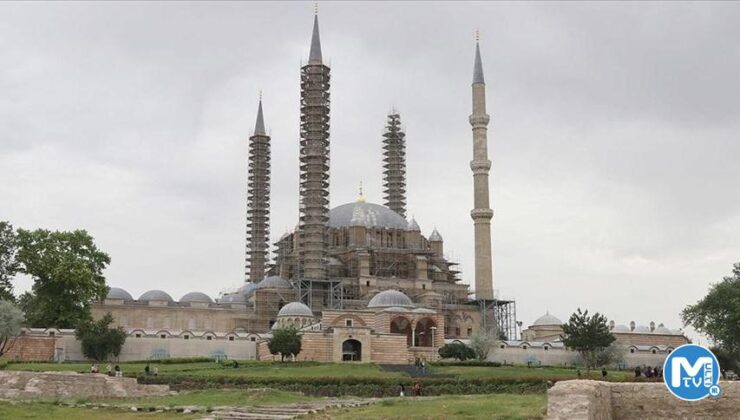Restorasyondaki Selimiye Camisi’nde ana kubbe çalışmaları bitti