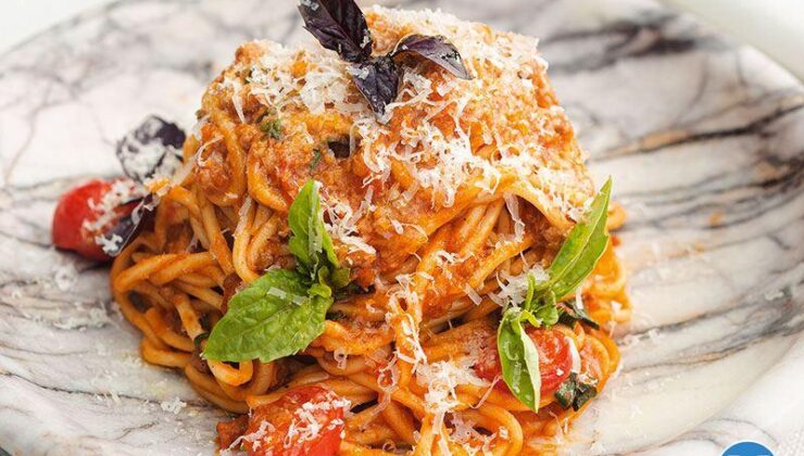 Spaghetti Alla Bolognese