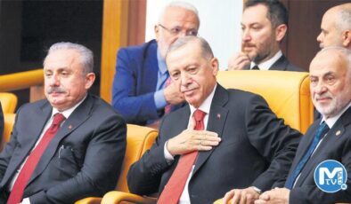 Tarihi açılış! 10 buçuk saat süren törene damga vuran anlar