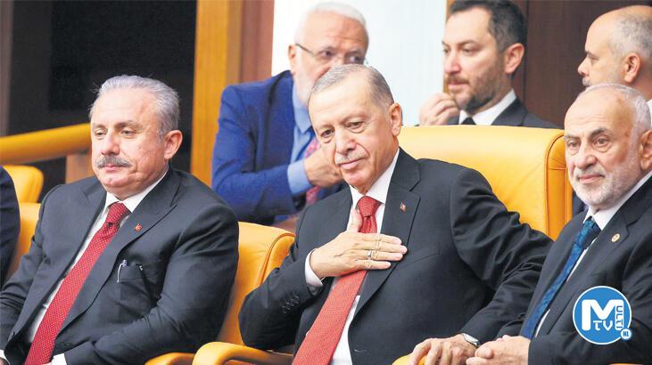 Tarihi açılış! 10 buçuk saat süren törene damga vuran anlar