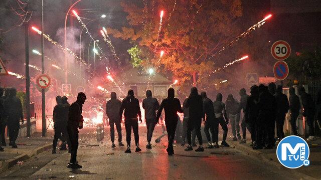 Fransa bu akşam için de teyakkuzda: Protestolar nedeniyle 45 bin kolluk kuvveti görev alacak