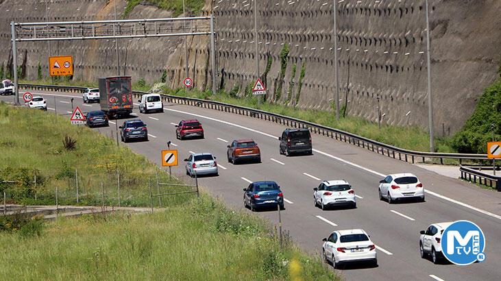 Tatilcilerin dönüş yolculuğu başladı! Yollarda son durum