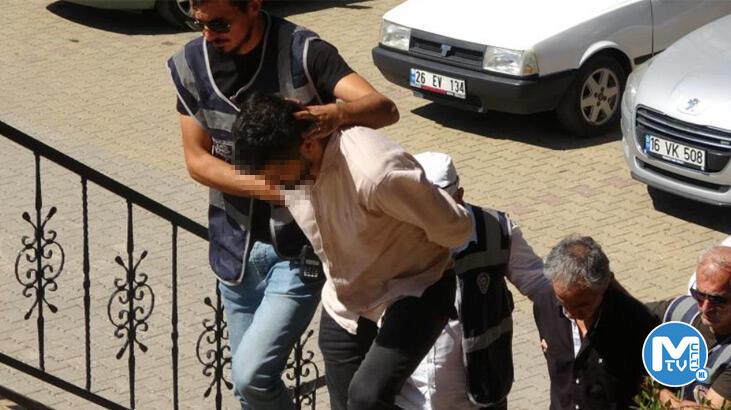 Bilecik’te kan donduran olay! Sevgilisinin parmaklarını satırla kesti