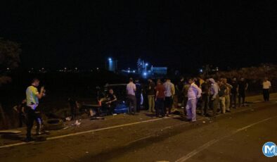 Diyarbakır’da iki ayrı kazada 3’ü ağır 16 yaralı